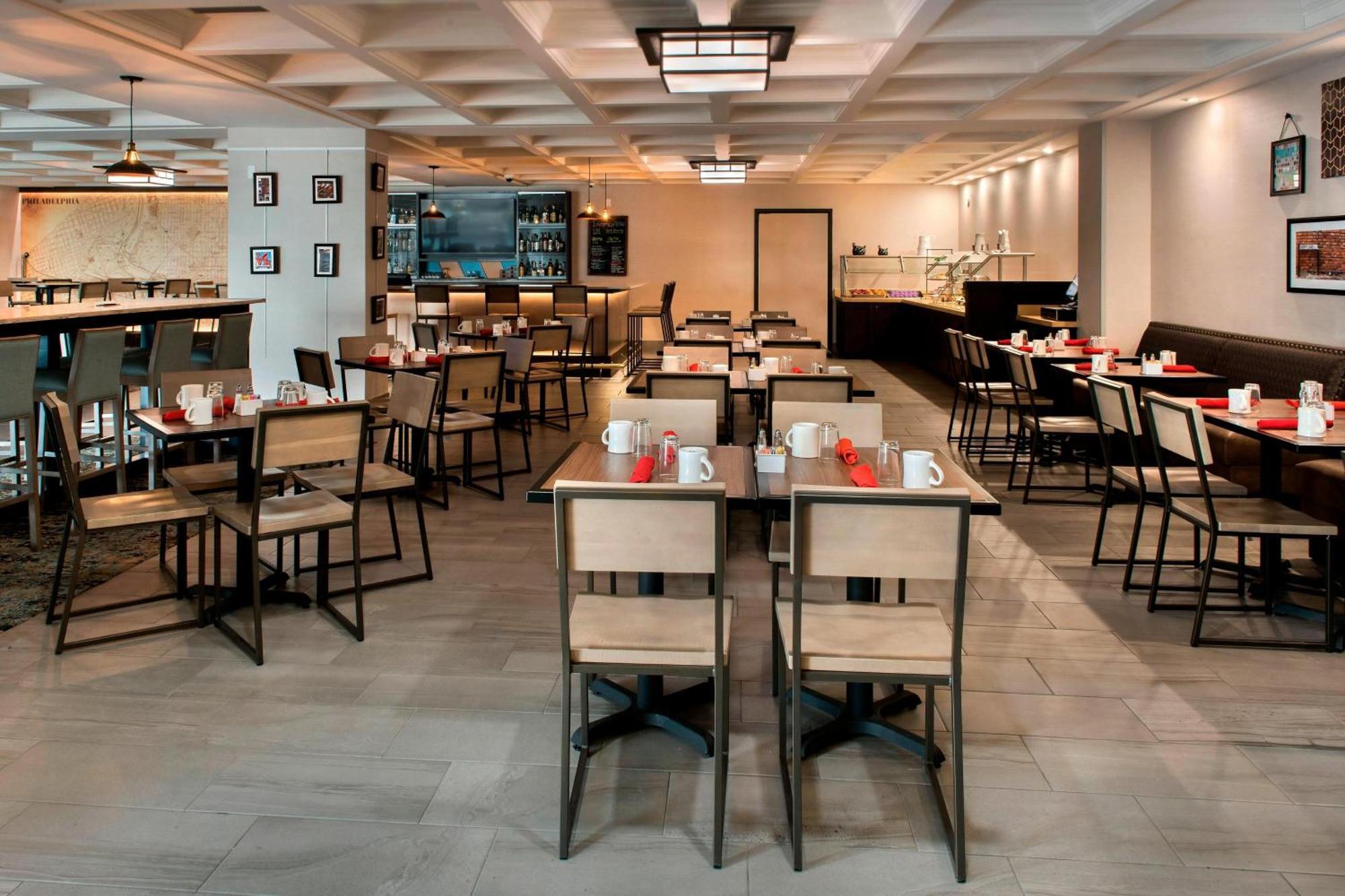 Hotel Four Points Philadelphia Northeast Esterno foto