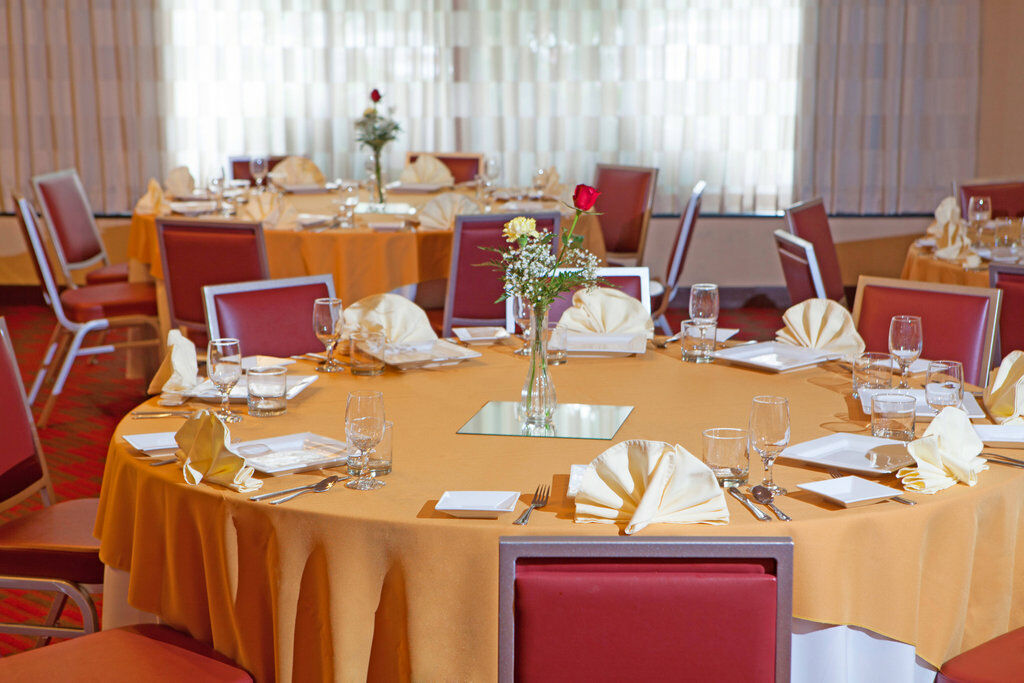 Hotel Four Points Philadelphia Northeast Esterno foto